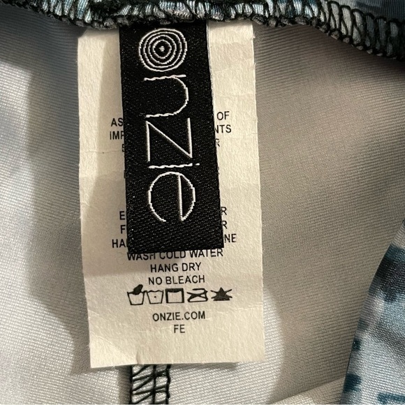 Onzie High Rise Leggings - Picture 8 of 9